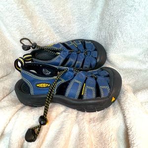 Keen water shoes sandal Newport